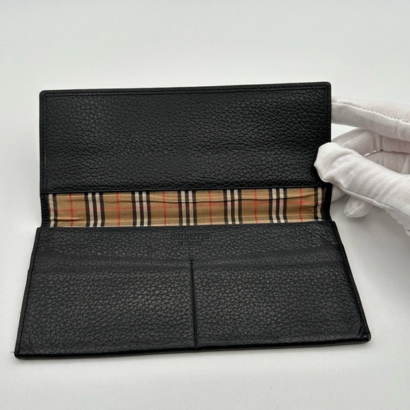 Burberry Vintage Bi fold Wallet - Picture 5 of 8